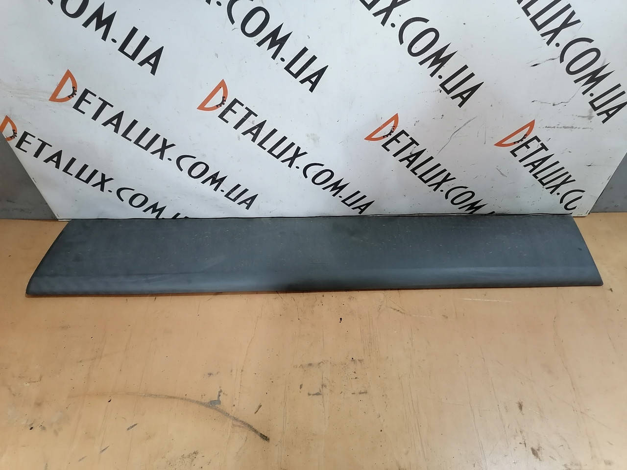Молдинг раздвижной двери правой (листва, накладка) 8200036075 на Opel Vivaro, Renault Trafic, Nissan
Молдинг раздвижной двери правой (листва, накладка) 8200036075 на Opel Vivaro, Renault Trafic, Nissan