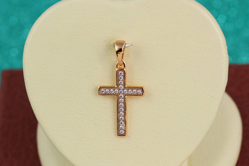 Крестик Xuping Jewelry с мелкими фианитами 2.1 см золотистый 
Крестик Xuping Jewelry с мелкими фианитами 2.1 см золотистый