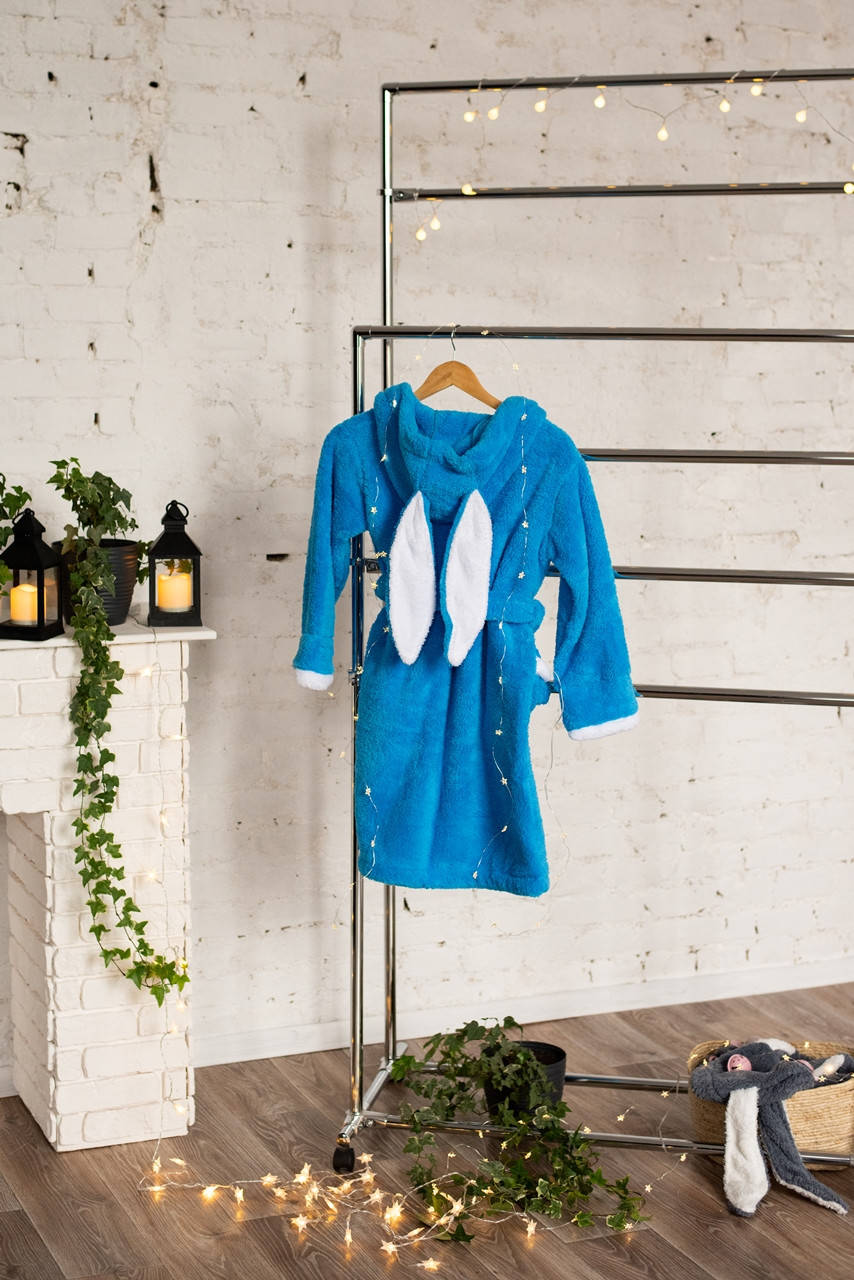 Детский теплый махровый халат "Зайчик" с ушками голубого цвета, Голубой
Детский теплый махровый халат "Зайчик" с ушками голубого цвета, Голубой