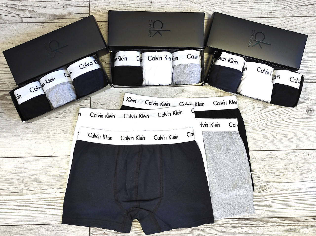 Трусы мужские боксеры Calvin Klein 3 шт в подарочной упаковке / мужских трусов / кельвин кляйн нижнее белье L, Черный
Трусы мужские боксеры Calvin Klein 3 шт в подарочной упаковке / мужских трусов / кельвин кляйн нижнее белье L, Черный