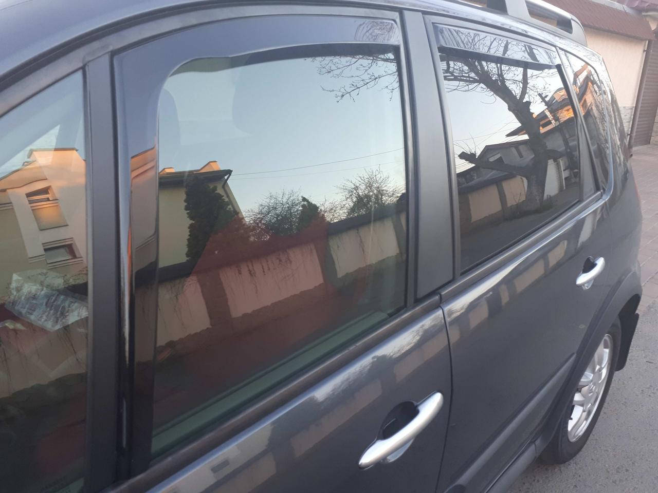 Дефлекторы окон (вставные!) ветровики Renault Scenic 2 2003-2008 +Grand 4шт., HEKO, 27128
Дефлекторы окон (вставные!) ветровики Renault Scenic 2 2003-2008 +Grand 4шт., HEKO, 27128