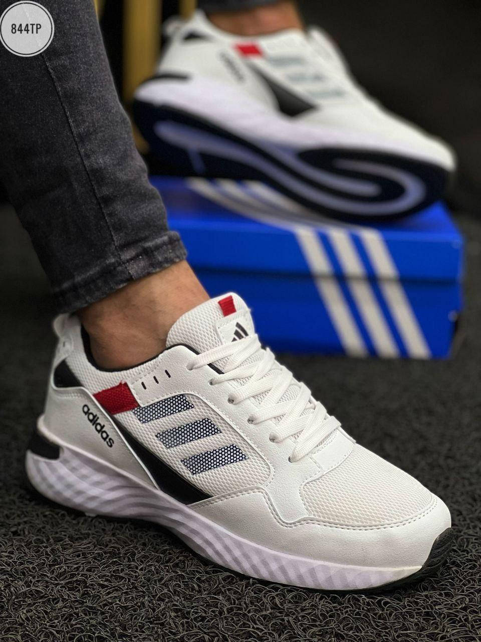 Чоловічі кросівки адідас Adidas кросовки літні сітка замш білі молодіжні спортивні, Белый
Чоловічі кросівки адідас Adidas кросовки літні сітка замш білі молодіжні спортивні, Белый