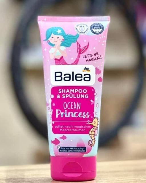 Balea Shampoo & Spülung Ocean Princess Детский шампунь и кондиционер Принцесса океана 200 мл
Balea Shampoo & Spülung Ocean Princess Детский шампунь и кондиционер Принцесса океана 200 мл
