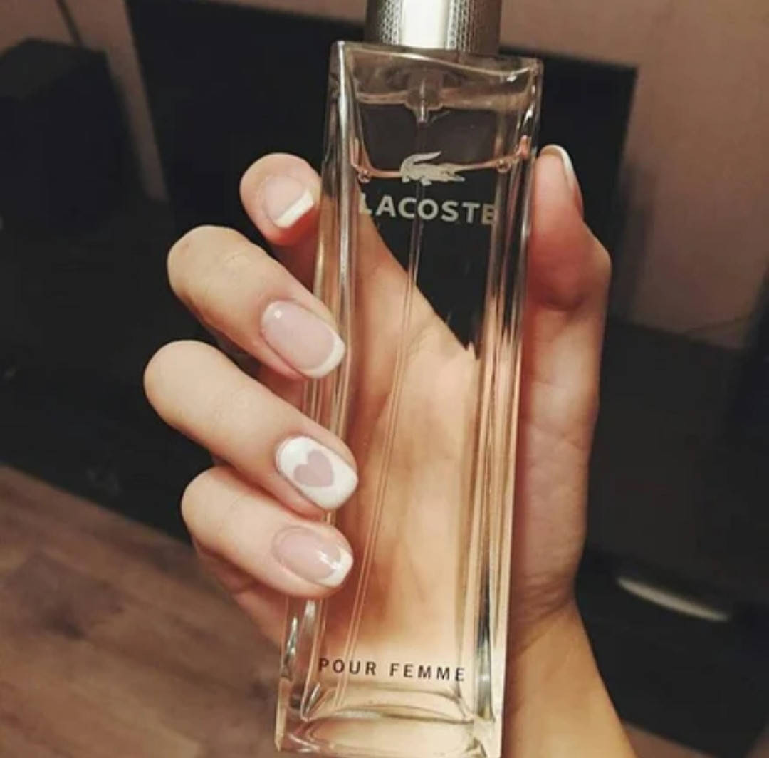 Женская парфюмированная вода Lacoste Pour Femme Lacoste (утонченный, элегантный аромат) 
Женская парфюмированная вода Lacoste Pour Femme Lacoste (утонченный, элегантный аромат)