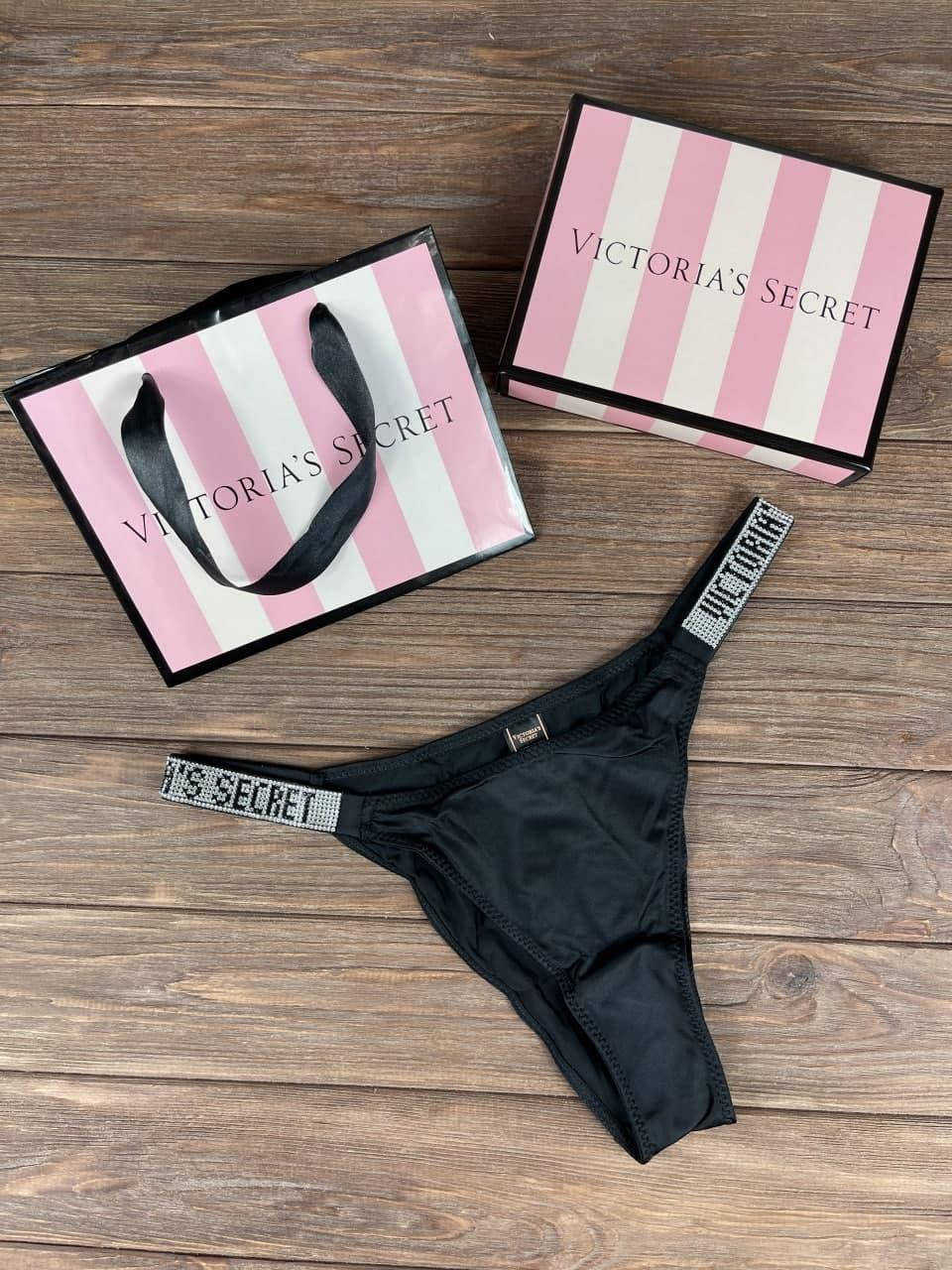 Трусики черные женские Victoria`s Secret Модель Стразы Виктория Сикрет Стринги со стразами, Черный
Трусики черные женские Victoria`s Secret Модель Стразы Виктория Сикрет Стринги со стразами, Черный