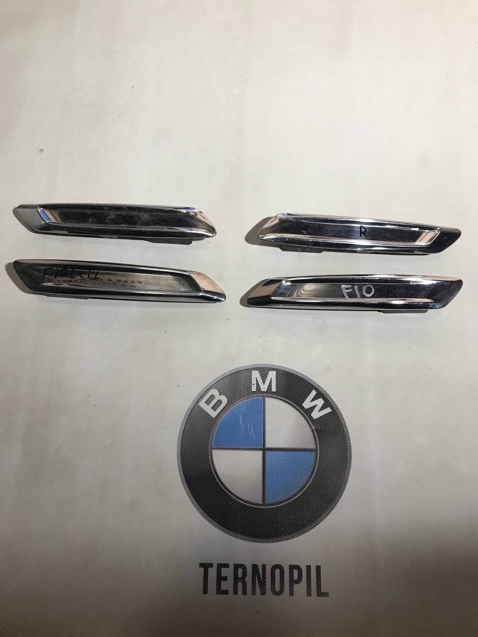 Накладка молдинг хром крыла левый правый бмв bmw 5 ф F10/11 рестайлинг 51137336645/7336645
Накладка молдинг хром крыла левый правый бмв bmw 5 ф F10/11 рестайлинг 51137336645/7336645