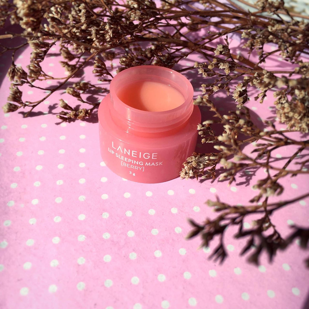 ОРИГИНАЛ. Ночная ягодная маска для питания губ Laneige Miniature lip sleeping mask berry 3 г. Ланеж. Корея
ОРИГИНАЛ. Ночная ягодная маска для питания губ Laneige Miniature lip sleeping mask berry 3 г. Ланеж. Корея