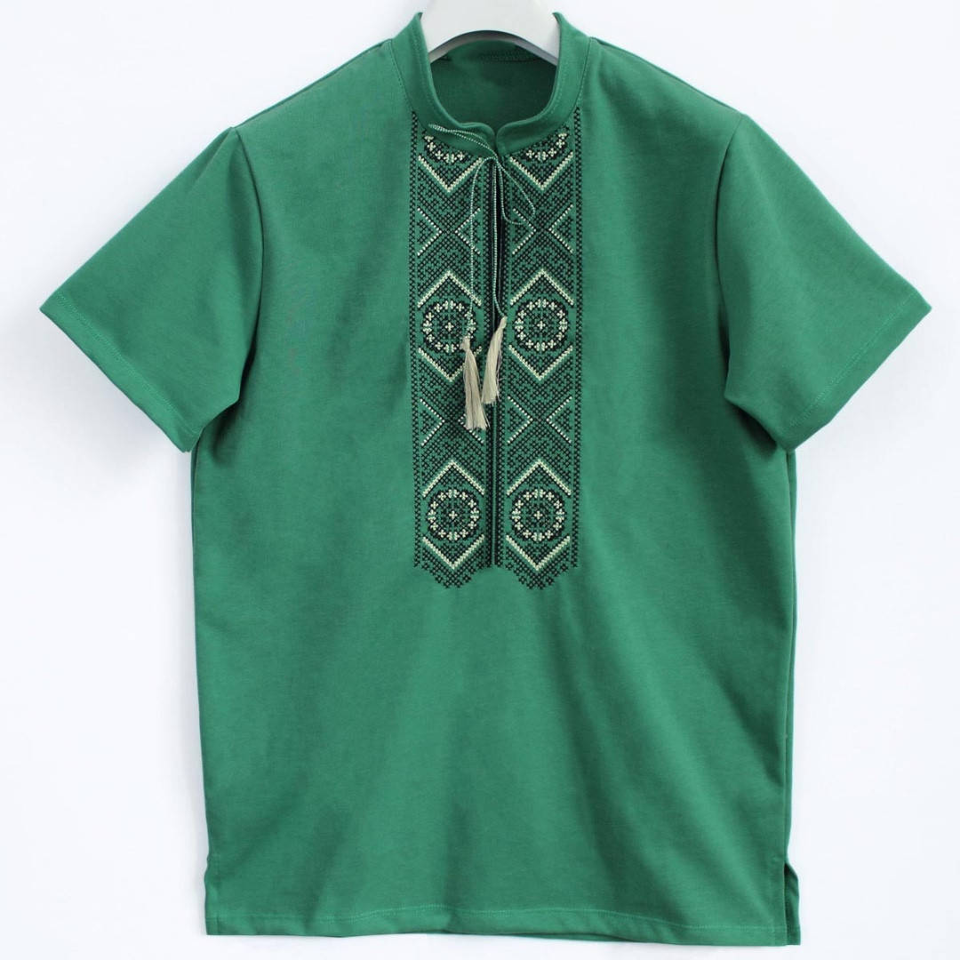 Футболка вышиванка мужская зелёная хлопковая с коротким рукавом от производителя, Ладан 50
Футболка вышиванка мужская зелёная хлопковая с коротким рукавом от производителя, Ладан 50