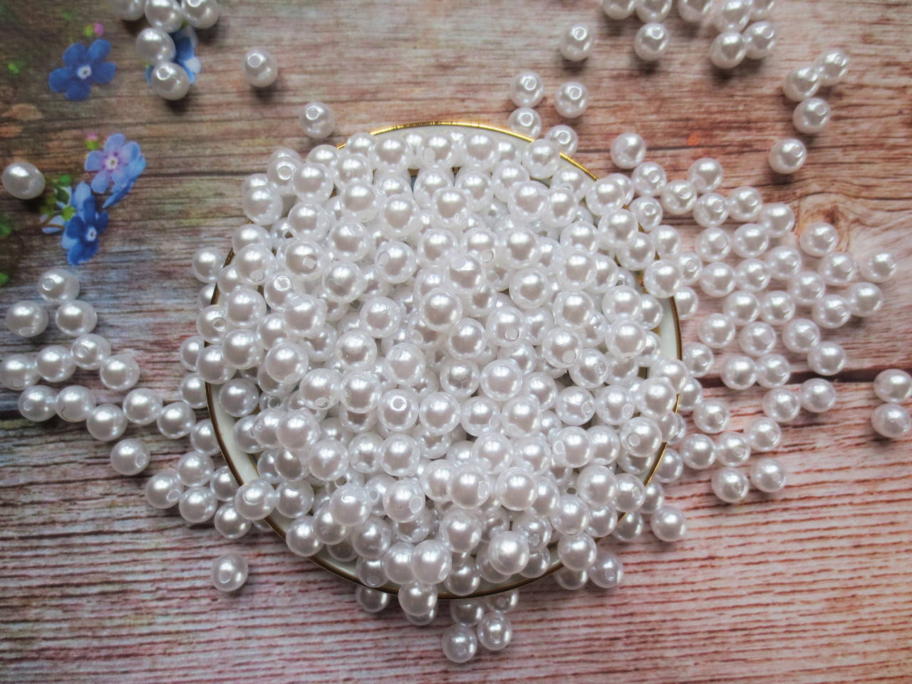 Жемчуг искусственный, 8 мм, цвет белый, 10 грамм, (~40 шт).
Жемчуг искусственный, 8 мм, цвет белый, 10 грамм, (~40 шт).