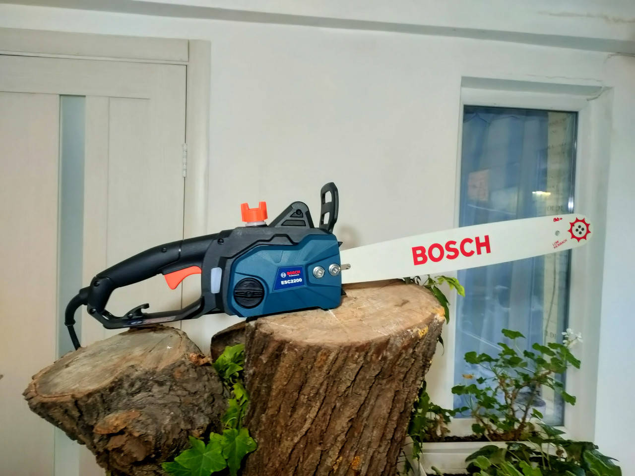Электропила цепная Bosch ESC 2200 бош, сетевая пила
Электропила цепная Bosch ESC 2200 бош, сетевая пила