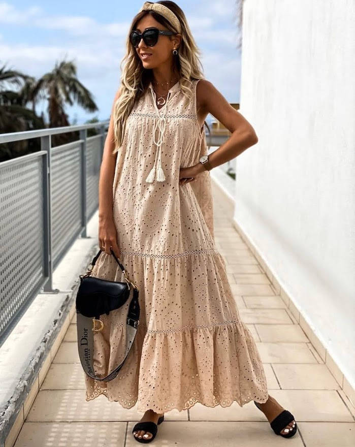 Женский сарафан длинный бежевого цвета размер батал SKL92-291111
Женский сарафан длинный бежевого цвета размер батал SKL92-291111