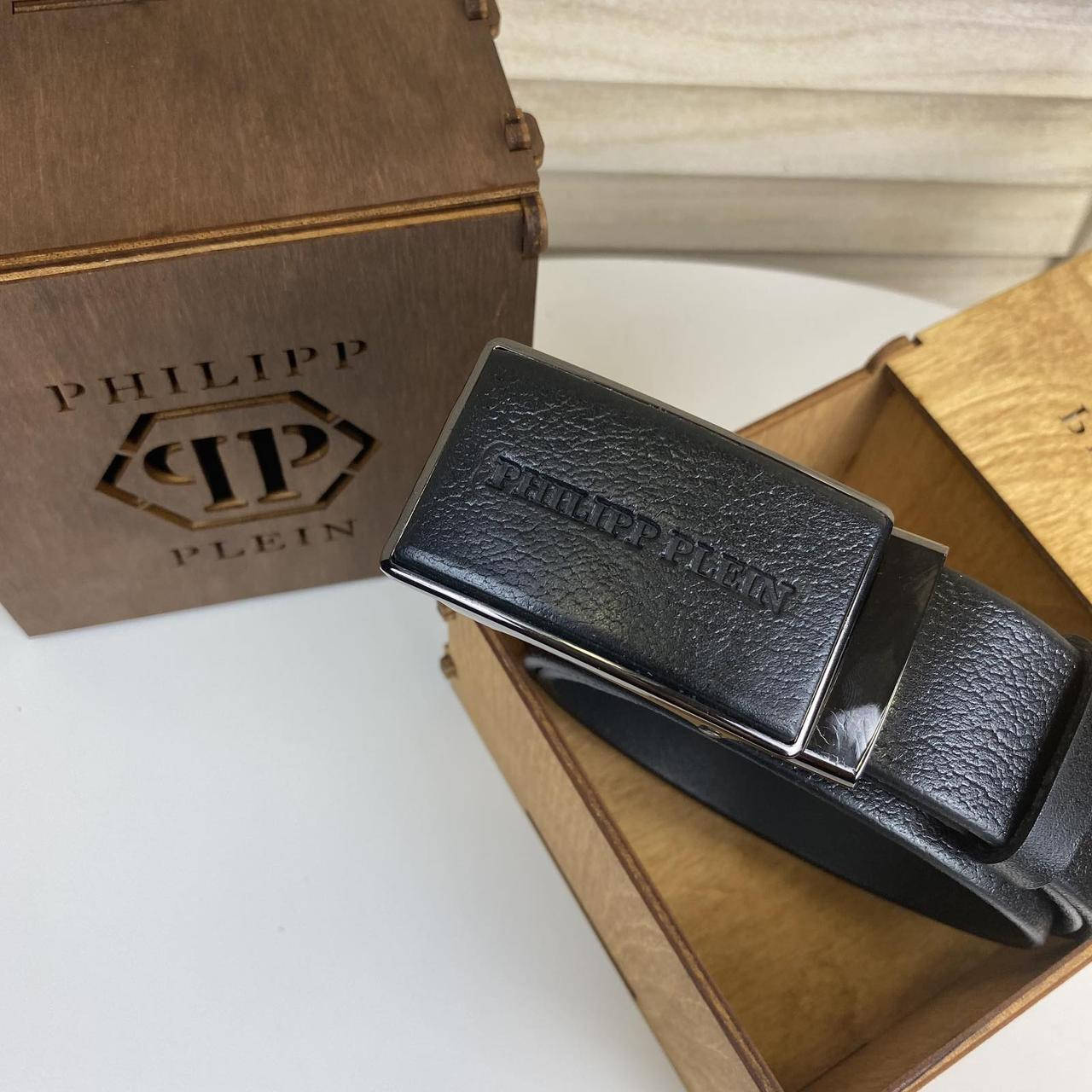 Мужской ремень кожаный ремень в стиле Philipp Plein кожаная пряжка зажим (824-Brettani), Черный
Мужской ремень кожаный ремень в стиле Philipp Plein кожаная пряжка зажим (824-Brettani), Черный