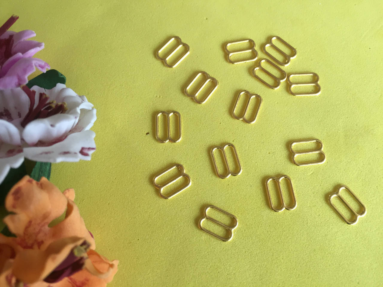 Перетяжка бельевая регулятор металл 10мм золото восьмерка 1шт, Золотистый
Перетяжка бельевая регулятор металл 10мм золото восьмерка 1шт, Золотистый