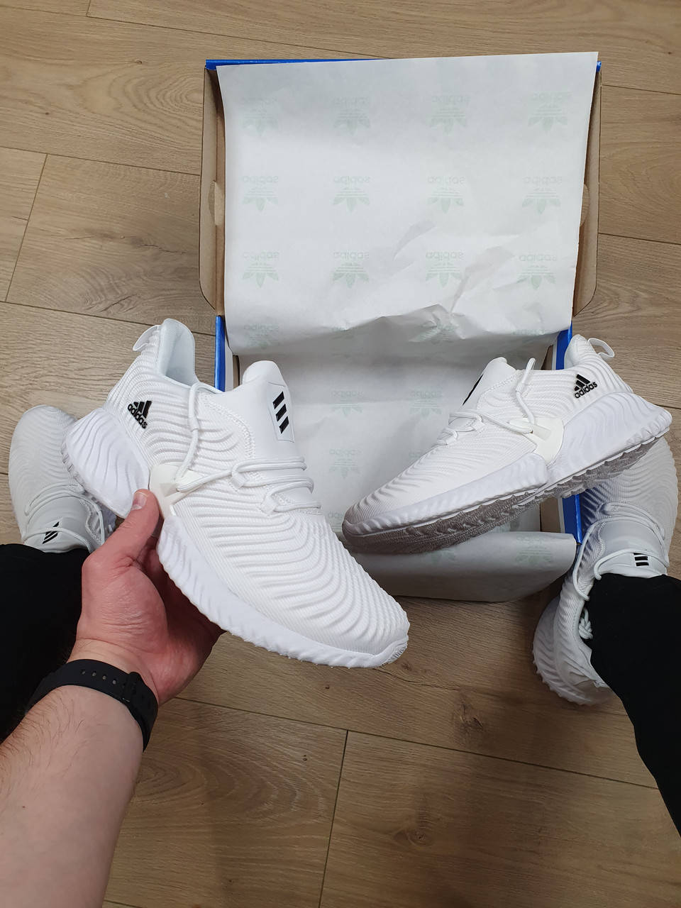 Adidas Alpha bounce Кроссовки спортивные белые на лето (Адидас Альфа Боунс) Легкая мужская обувь, Белый
Adidas Alpha bounce Кроссовки спортивные белые на лето (Адидас Альфа Боунс) Легкая мужская обувь, Белый