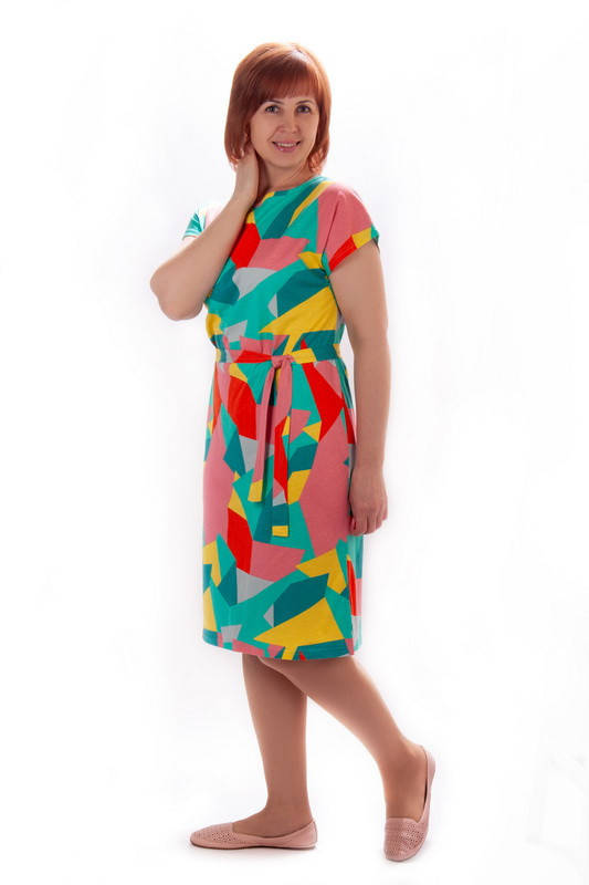 Яркое женское платье летнее
Яркое женское платье летнее