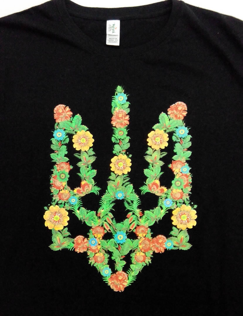 Фктболка Тризуб квіти
Фктболка Тризуб квіти