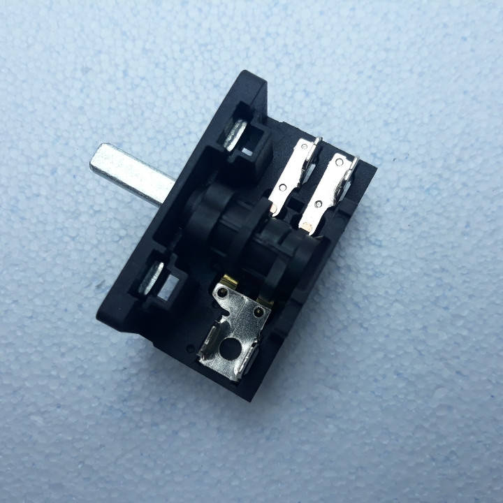 Переключатель четырехпозиционный для духовки Saturn, Asel AC201B (AC2) 16A / 250v / T150 
Переключатель четырехпозиционный для духовки Saturn, Asel AC201B (AC2) 16A / 250v / T150