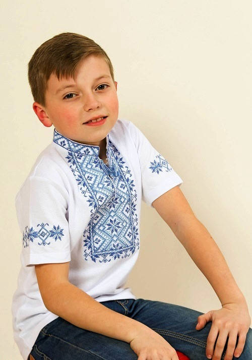 Вышиванка с коротким рукавом для мальчиков "Зорянчик" синяя 104-152 
Вышиванка с коротким рукавом для мальчиков "Зорянчик" синяя 104-152