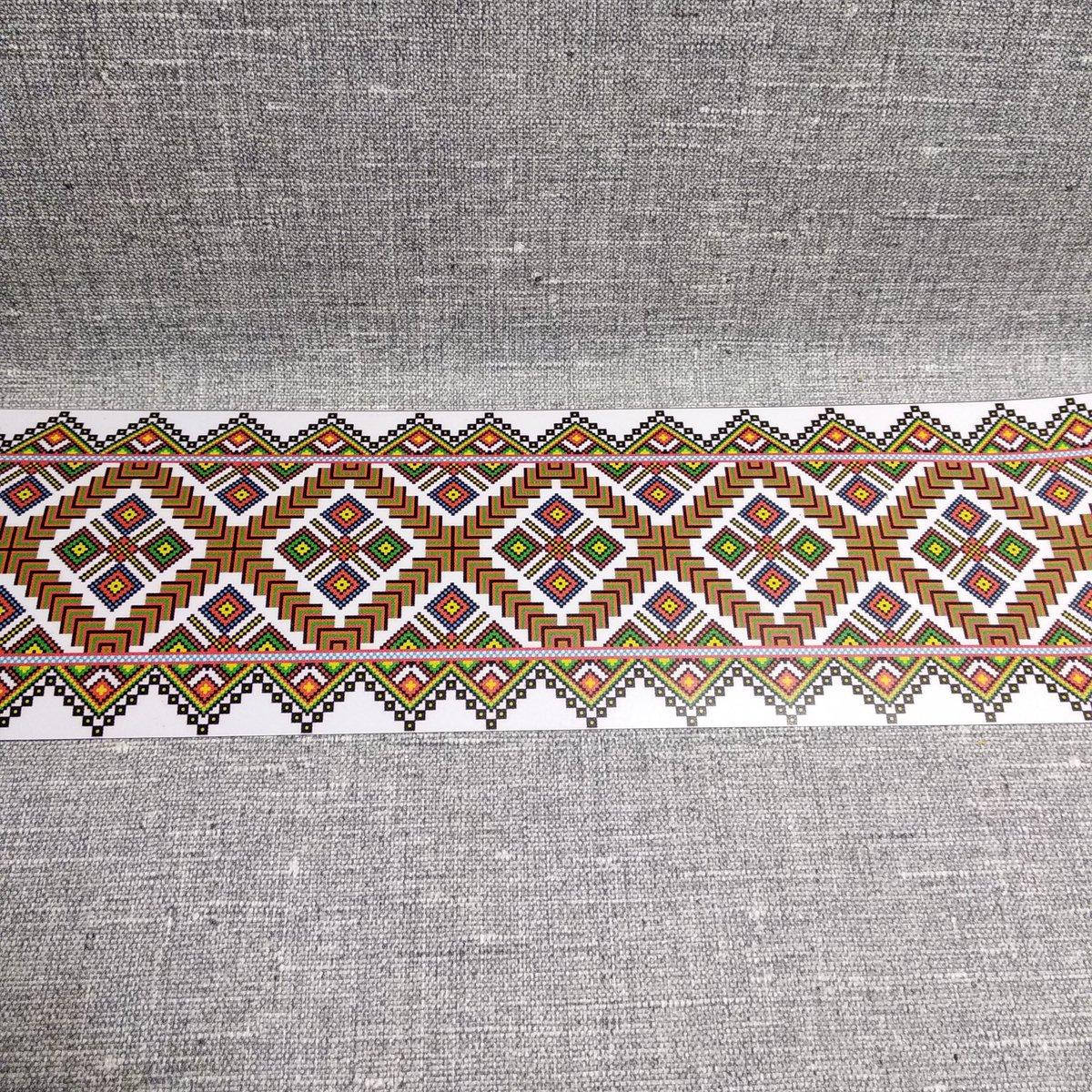 Наклейка на заднее стекло автомобиля Орнамент
Наклейка на заднее стекло автомобиля Орнамент