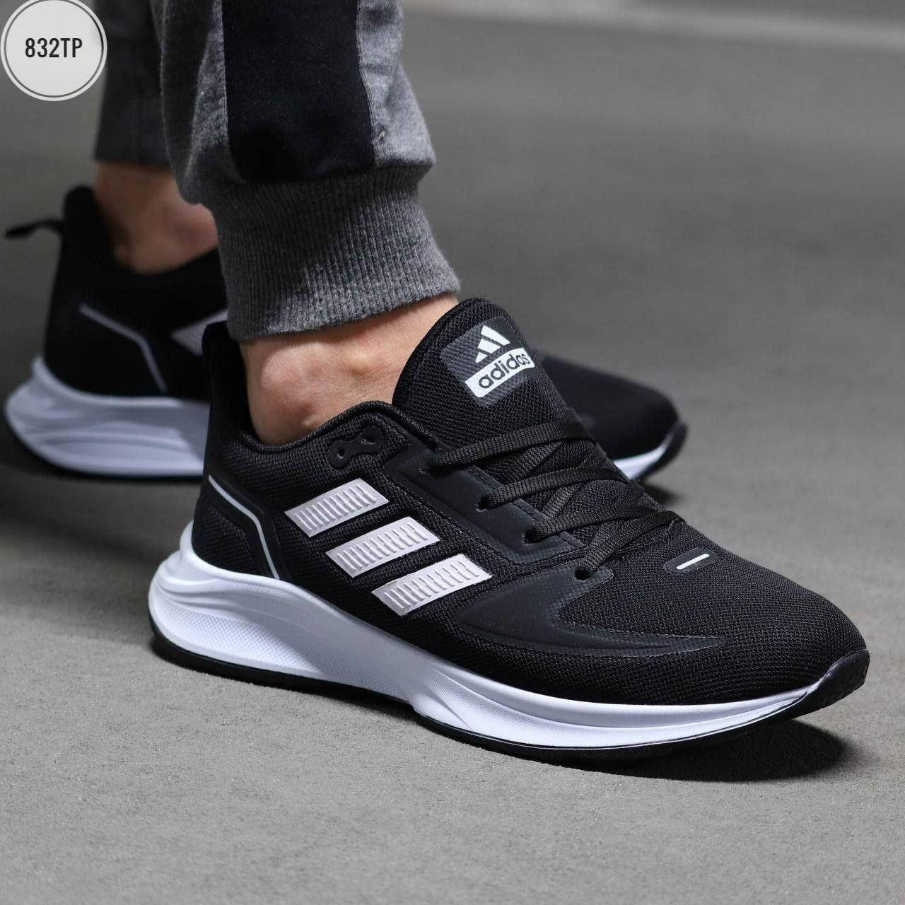 Мужские летние кроссовки Adidas (чёрные с белым) качественные повседневные спортивные кроссы 832TP тренд 45, Черно-белый
Мужские летние кроссовки Adidas (чёрные с белым) качественные повседневные спортивные кроссы 832TP тренд 45, Черно-белый