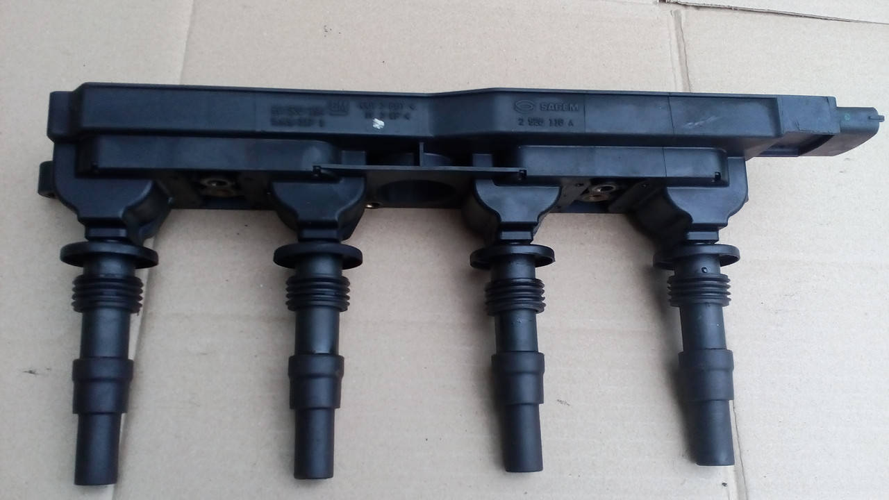 Катушка зажигания Opel Vectra B, Vectra C, Zafira B, Astra G,Astra H 1.8 X18XE1, Z18XE. 90536194, 5WK93171.
Катушка зажигания Opel Vectra B, Vectra C, Zafira B, Astra G,Astra H 1.8 X18XE1, Z18XE. 90536194, 5WK93171.