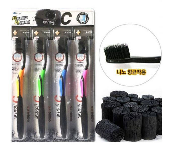 Зубная щетка с щетиной из бамбукового угля Medicare Charcoal Toothbrush Anti Blocking Effect 1шт
Зубная щетка с щетиной из бамбукового угля Medicare Charcoal Toothbrush Anti Blocking Effect 1шт