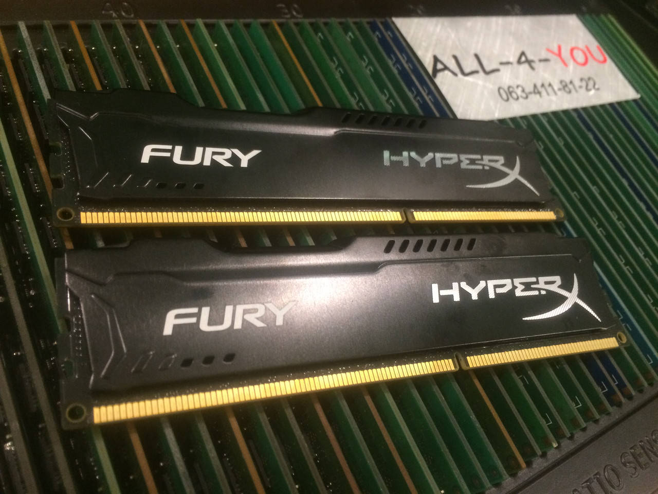 Оперативна пам`ять Kingston DDR3-1600 8192MB PC3-12800 (Kit of 2x4096) HyperX FURY (HX316C10FBK2/8)
Оперативна пам`ять Kingston DDR3-1600 8192MB PC3-12800 (Kit of 2x4096) HyperX FURY (HX316C10FBK2/8)