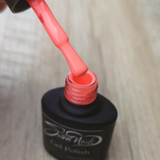 Гель лак для ногтей Sweet Nails персиково-коралловый №132 8мл
Гель лак для ногтей Sweet Nails персиково-коралловый №132 8мл