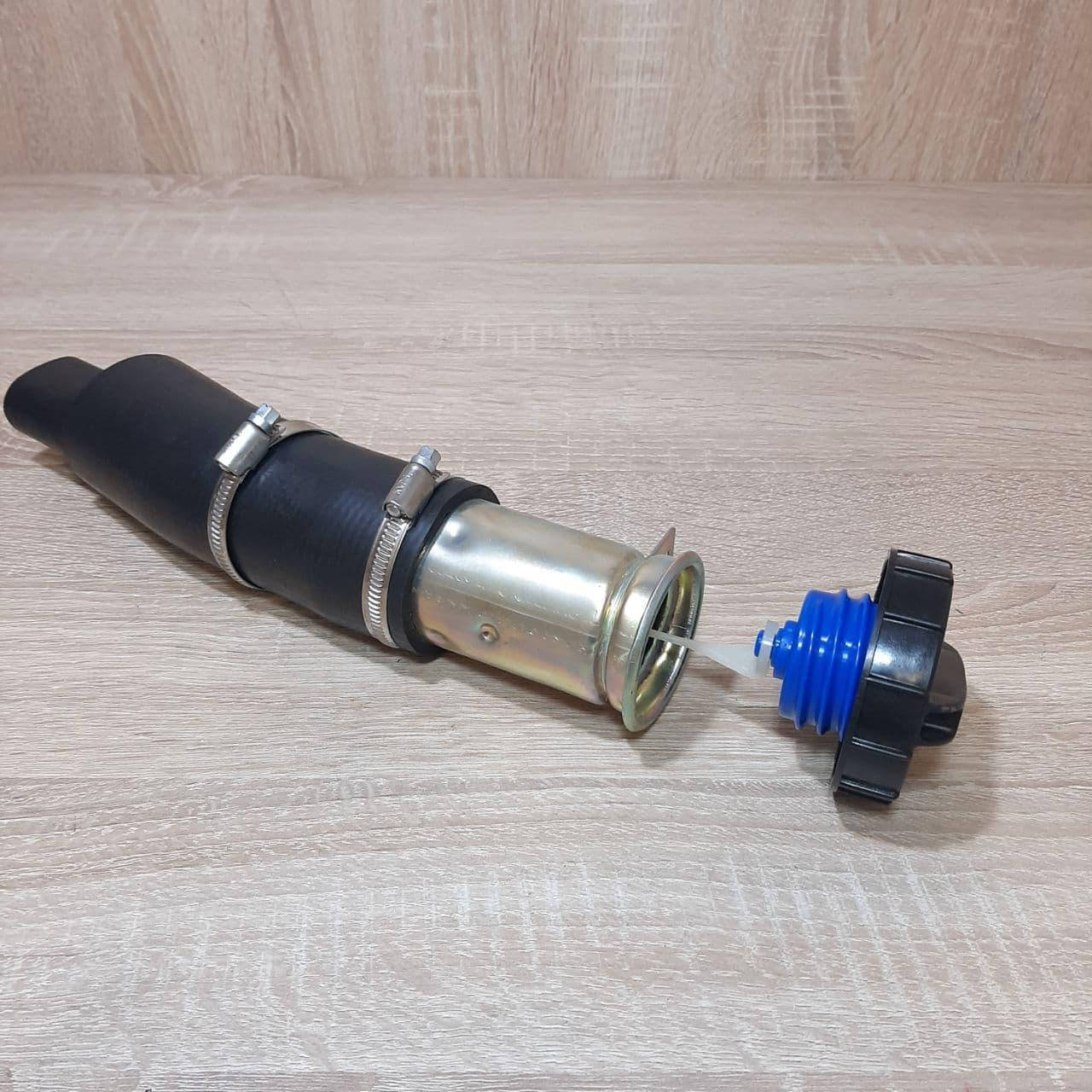 Труба наливная (горловина бака) Газель Соболь Рута Бизнес ЦМФ дв.402,405,406,4215,560 в сборе (крышка бака
Труба наливная (горловина бака) Газель Соболь Рута Бизнес ЦМФ дв.402,405,406,4215,560 в сборе (крышка бака