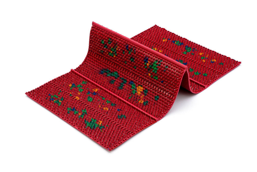 Аппликатор Ляпко Коврик УАЛП Шанс 6,2 Х 4, размер 475х235 мм, для спины, позвоночника, снимает боль, ущемление красный