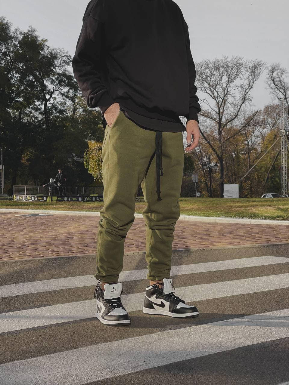 Мужские спортивные штаны цвета хаки, теплые спортивные штаны на флисе GRUF зима
Мужские спортивные штаны цвета хаки, теплые спортивные штаны на флисе GRUF зима