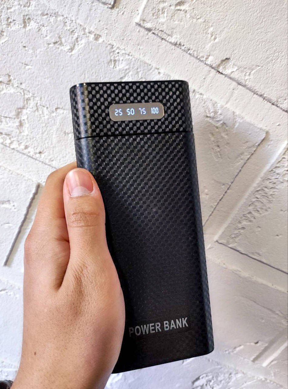 Корпус для повербанка 18650 кейс для сборки на 8 аккумуляторов 27000mAh 5V 2A 2USB Lightning, Micro-USB,Type-C
Корпус для повербанка 18650 кейс для сборки на 8 аккумуляторов 27000mAh 5V 2A 2USB Lightning, Micro-USB,Type-C
