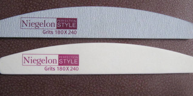 Пилочка минеральная Niegelon(180*240)Half серая
Пилочка минеральная Niegelon(180*240)Half серая
