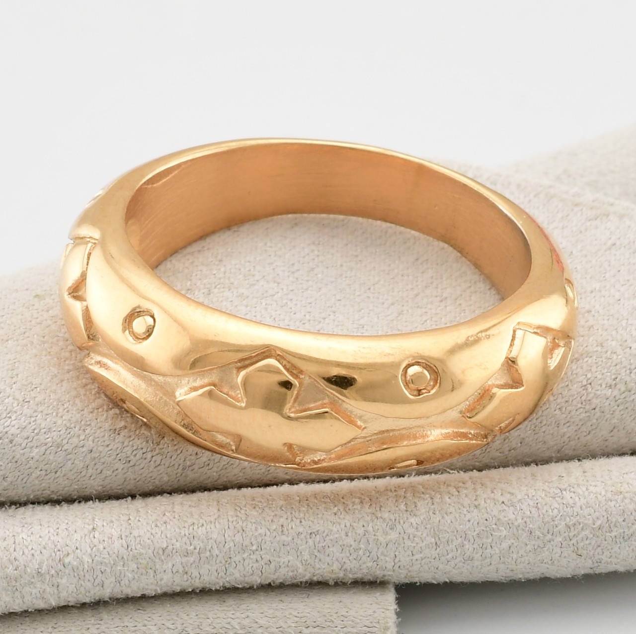 Кольцо Xuping 15993 ширина 8 мм позолота 18К размер 19
Кольцо Xuping 15993 ширина 8 мм позолота 18К размер 19