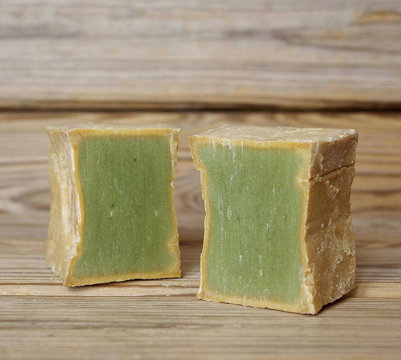 Традиционное алеппское мыло Kadah, 5% лавра, 100g. (половина), Турция 
Традиционное алеппское мыло Kadah, 5% лавра, 100g. (половина), Турция