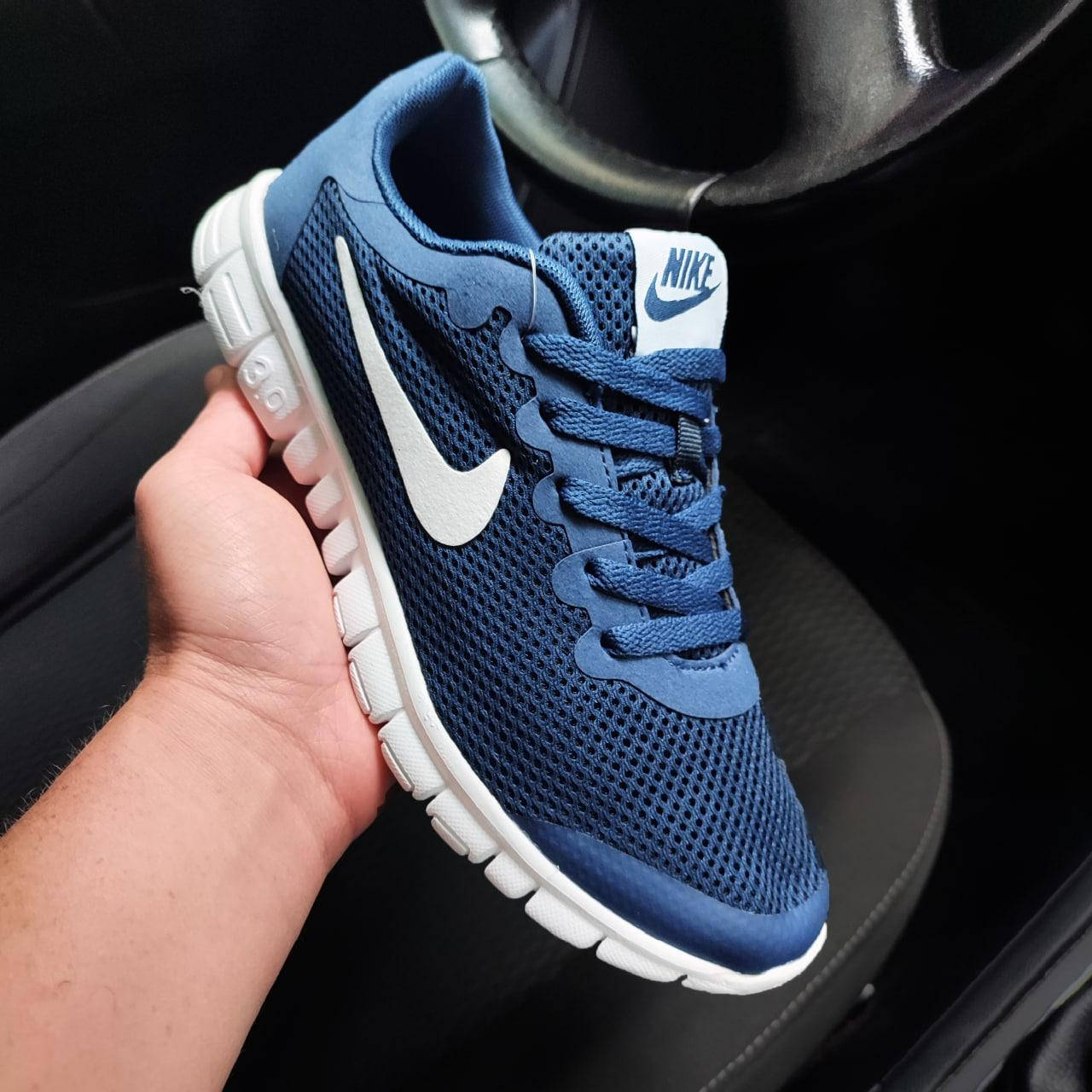 Мужские кроссовки Nike Free Run 3.0 синие сетка легкие найк фри ран повседневные 42, Синий
Мужские кроссовки Nike Free Run 3.0 синие сетка легкие найк фри ран повседневные 42, Синий