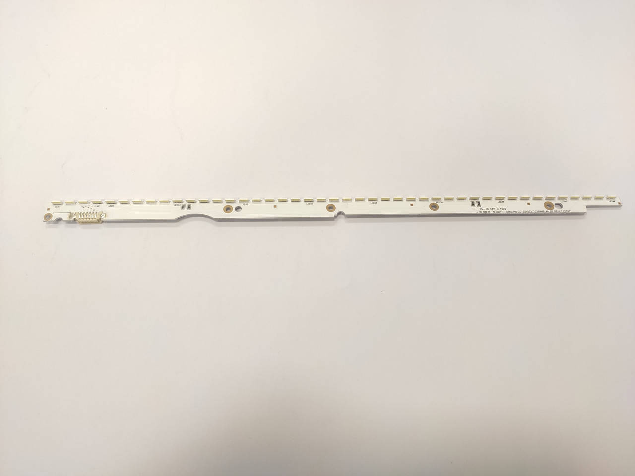 Светодиодная подсветка торцевая комплект Samsung 32" 2012SVS32 7032 NNB 44 2D Rev. 1.0 6v 6PIN
Светодиодная подсветка торцевая комплект Samsung 32" 2012SVS32 7032 NNB 44 2D Rev. 1.0 6v 6PIN
