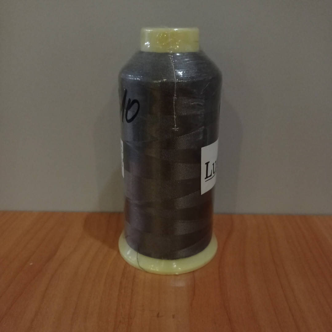 Нитки для машинной вышивки Lx rayon 5000m 120D/2 №3310
Нитки для машинной вышивки Lx rayon 5000m 120D/2 №3310