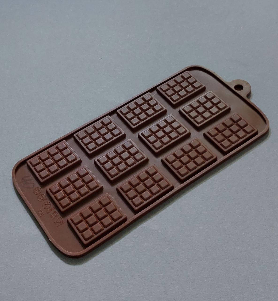 Форма силиконовая для шоколадок