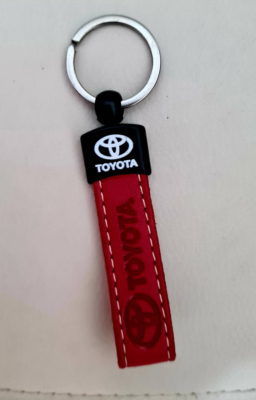 Брелок автомобильный кожанный для ключей Toyota Тойота красный !Качество! Турция! Брелок для ключей авто
Брелок автомобильный кожанный для ключей Toyota Тойота красный !Качество! Турция! Брелок для ключей авто