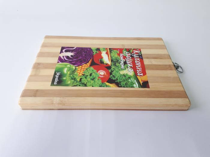 Бамбуковая разделочная кухонная доска для нарезки овощей и продуктов прямоугольная маленькая Бамбук 24 * 34 cm
Бамбуковая разделочная кухонная доска для нарезки овощей и продуктов прямоугольная маленькая Бамбук 24 * 34 cm