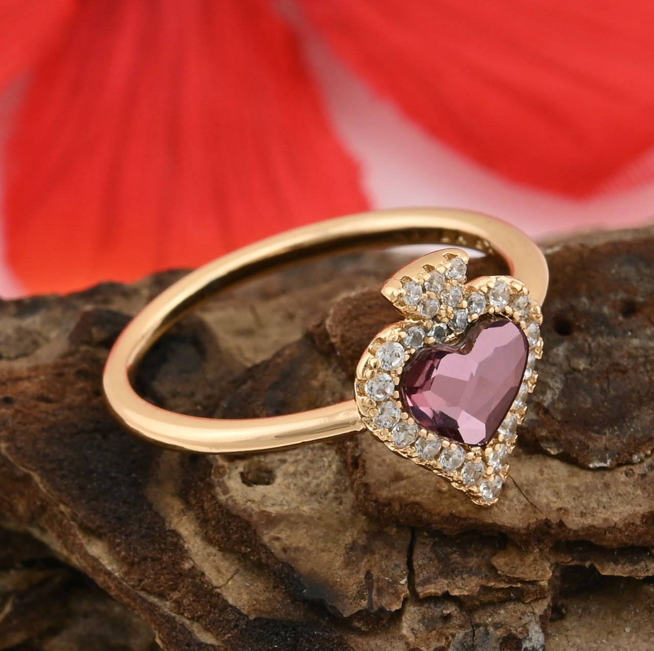 Кольцо Xuping с кристаллами Swarovski 83229 ширина 11 мм цвет аметистовый позолота 18К размер 16
Кольцо Xuping с кристаллами Swarovski 83229 ширина 11 мм цвет аметистовый позолота 18К размер 16