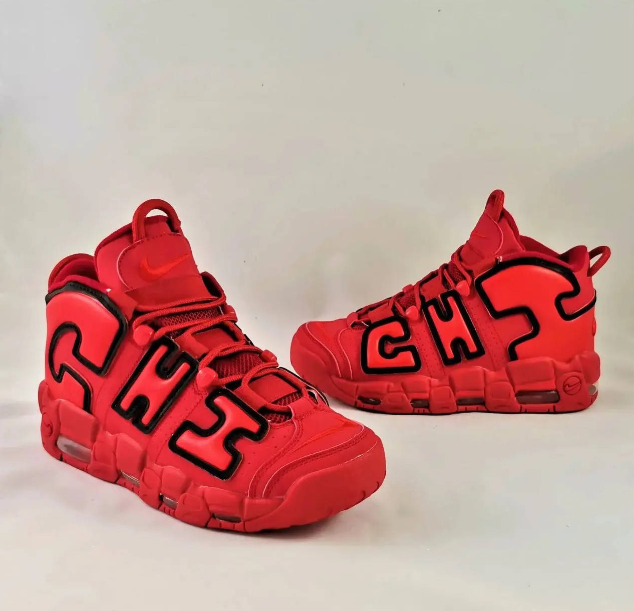 Кроссовки Nike ! Chicago Bulls ! Красные Мужские Кожаные (размеры: 40,41,42,43,44,45) Видео Обзор, Красный
Кроссовки Nike ! Chicago Bulls ! Красные Мужские Кожаные (размеры: 40,41,42,43,44,45) Видео Обзор, Красный