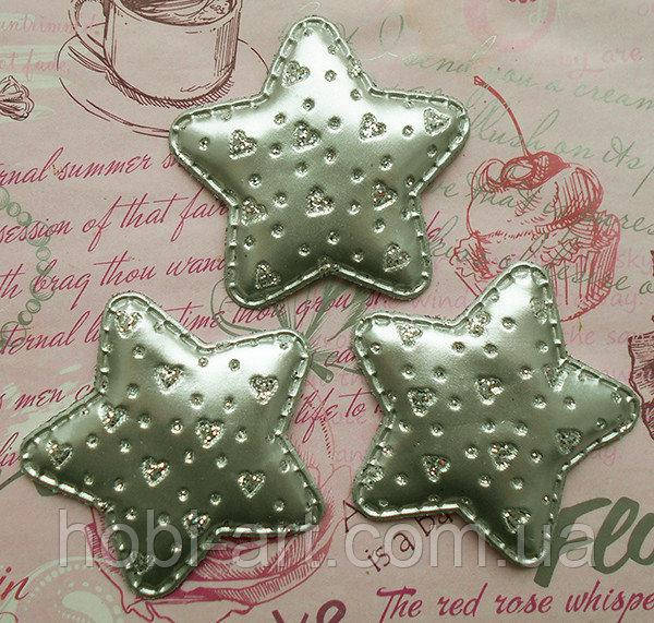 Аплікація № 44 5х5см (срібляста)
Аплікація № 44 5х5см (срібляста)