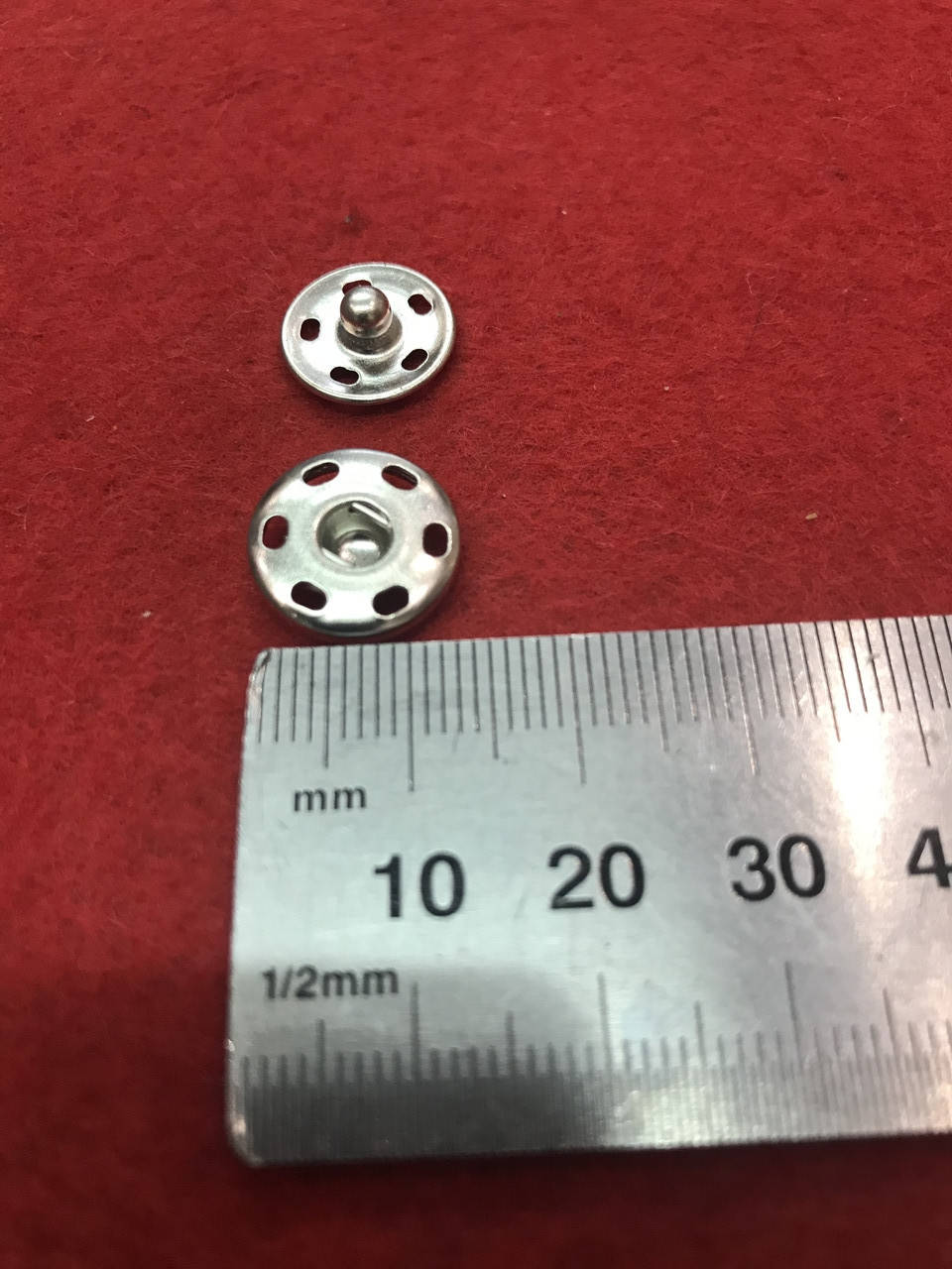 Кнопка пришивная металическая для одежды пришивные кнопки для одежды, Никель
Кнопка пришивная металическая для одежды пришивные кнопки для одежды, Никель