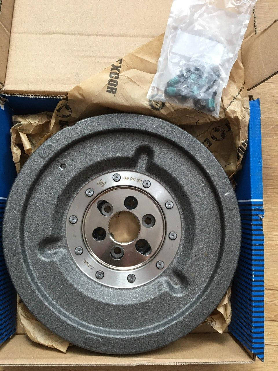 Двухмассовый маховик, демпфер SACHS 6366000021 FORD C-MAX / FOCUS / TRANSIT CONNECT 1,5 TDCI 14-
Двухмассовый маховик, демпфер SACHS 6366000021 FORD C-MAX / FOCUS / TRANSIT CONNECT 1,5 TDCI 14-