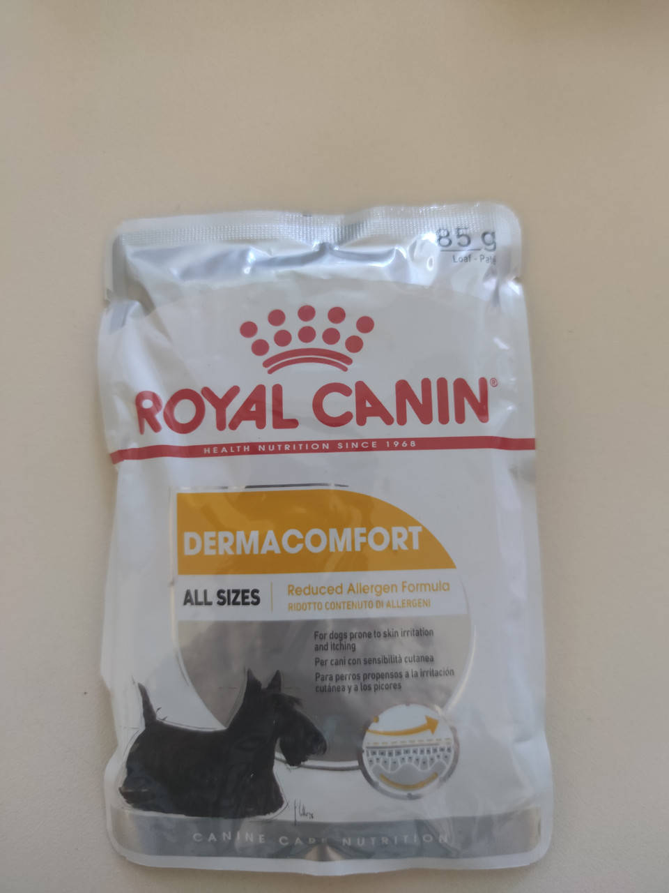 Royal Canin DERMACOMFORT Loaf - влажный корм для собак с чувствительной кожей (паштет) - 85 г
Royal Canin DERMACOMFORT Loaf - влажный корм для собак с чувствительной кожей (паштет) - 85 г