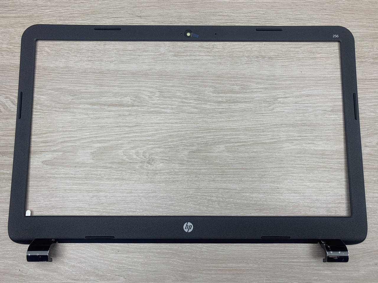 HP 15-G, 15-R, 15T-R, 15Z-G, 15-Gxxxx, 250 G3, 255 G3, 256 G3 Корпус B (рамка матрицы) нов
HP 15-G, 15-R, 15T-R, 15Z-G, 15-Gxxxx, 250 G3, 255 G3, 256 G3 Корпус B (рамка матрицы) нов