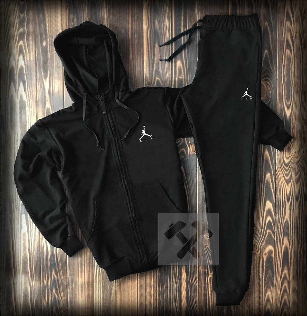 Спортивный костюм мужской Jordan черный | Кофта на молнии + штаны | Джордан весенний осенний ЛЮКС качества
Спортивный костюм мужской Jordan черный | Кофта на молнии + штаны | Джордан весенний осенний ЛЮКС качества