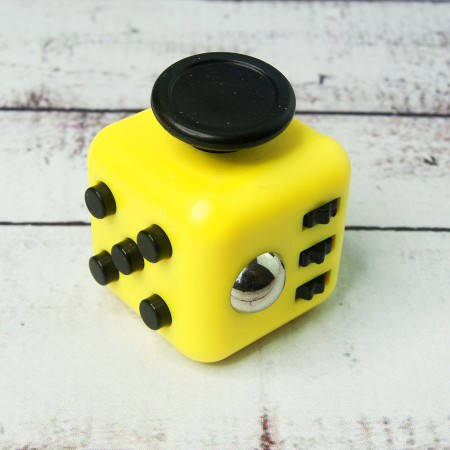 Многофункциональная игрушка Fidget Cube для пальцев мини-фиджет кубик антистресс для снятия напряжения
Многофункциональная игрушка Fidget Cube для пальцев мини-фиджет кубик антистресс для снятия напряжения